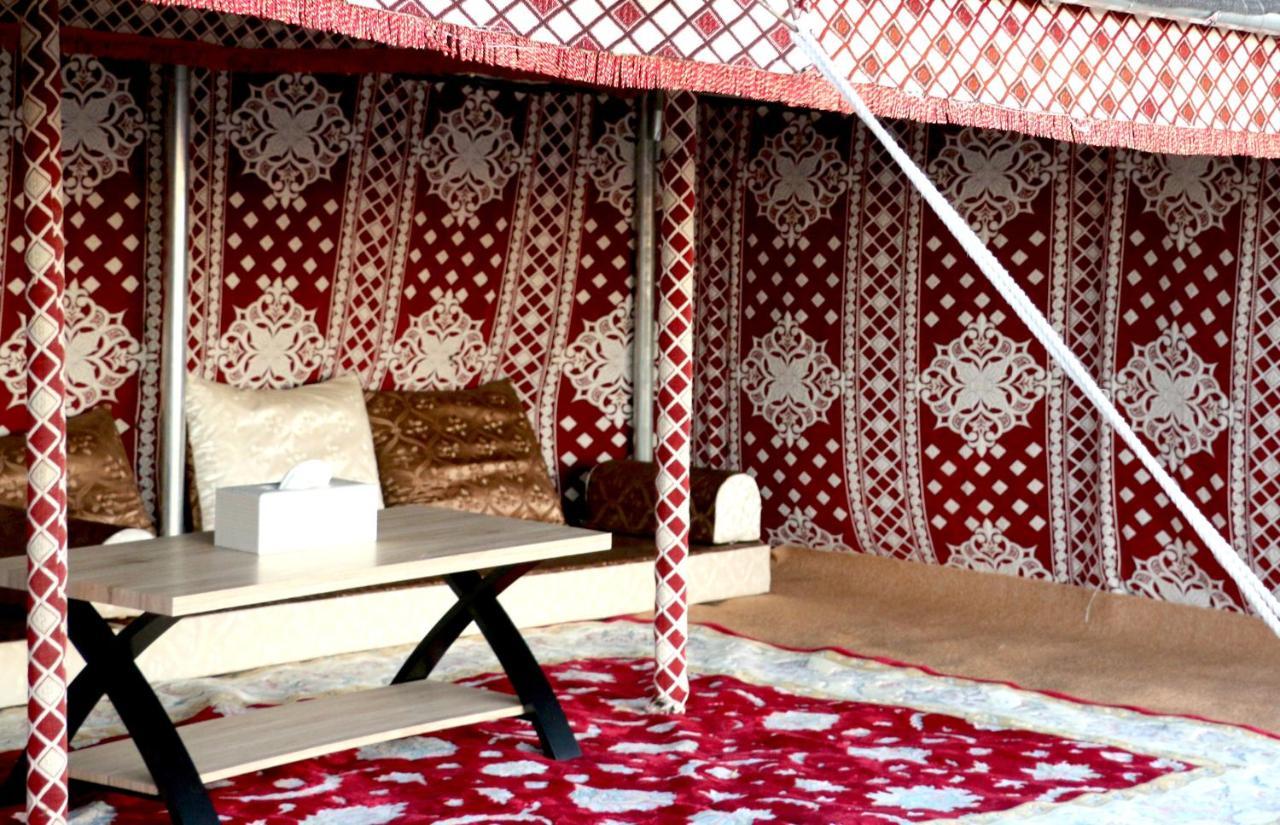 מלון Ḩawīyah Starwatching Private Camp מראה חיצוני תמונה